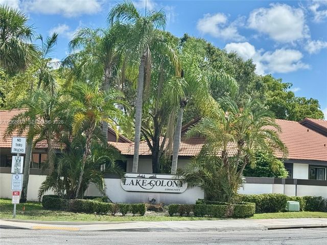 7049 Marlberry Lane 7049, Tamarac, FL 33321