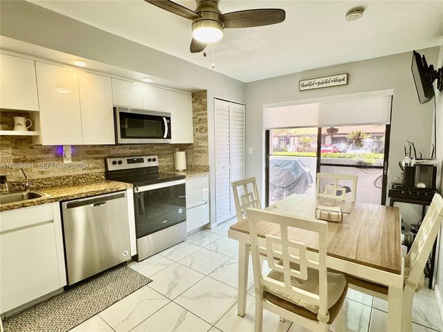 7049 Marlberry Lane 7049, Tamarac, FL 33321