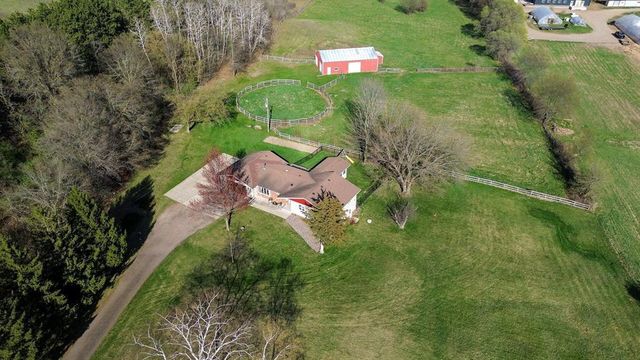 N3994 County Road H, Elk Mound, WI 54739