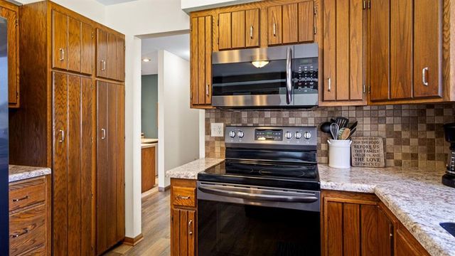N3994 County Road H, Elk Mound, WI 54739