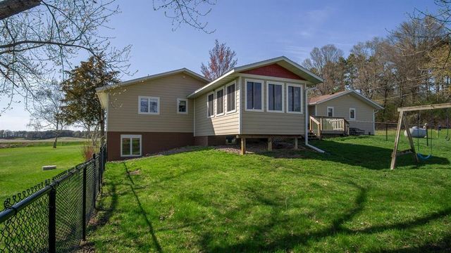 N3994 County Road H, Elk Mound, WI 54739