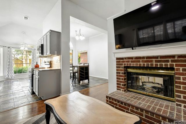 1311 CRUMPET, San Antonio, TX 78253