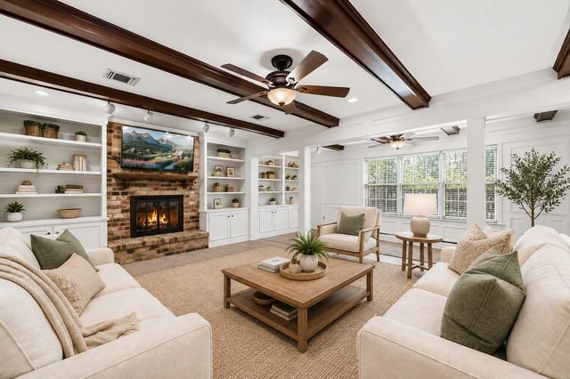 594 Longwood Lane, Conroe, TX 77302