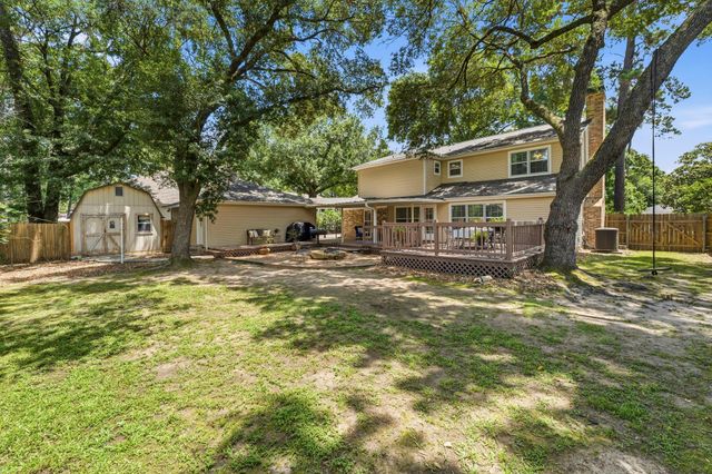 594 Longwood Lane, Conroe, TX 77302
