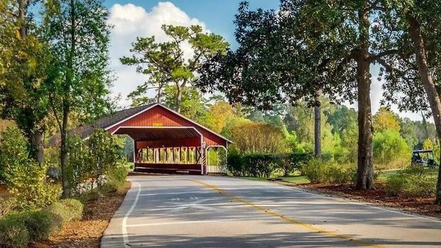 594 Longwood Lane, Conroe, TX 77302