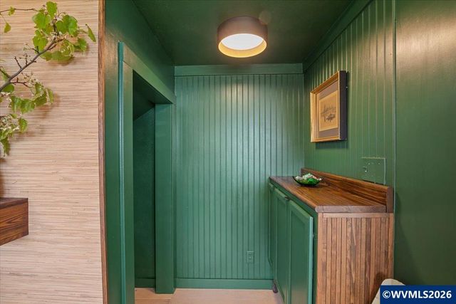 1798 Ammon St NW, Salem, OR 97304