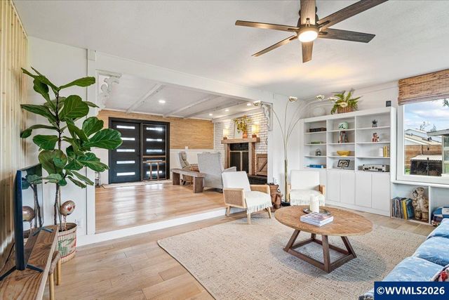 1798 Ammon St NW, Salem, OR 97304