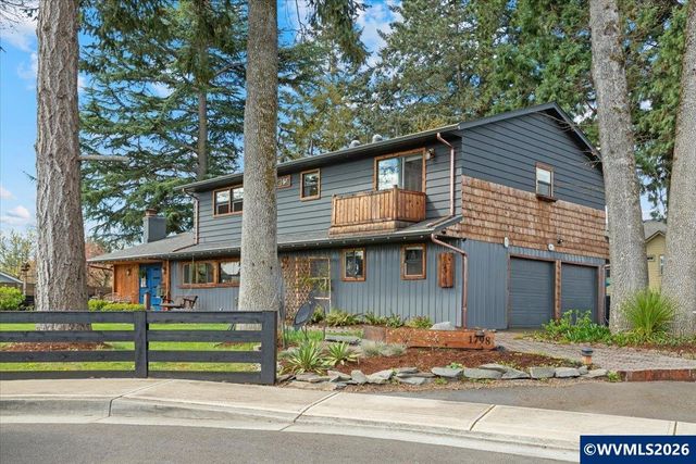 1798 Ammon St NW, Salem, OR 97304