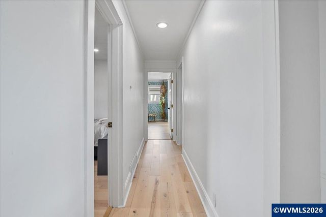 1798 Ammon St NW, Salem, OR 97304