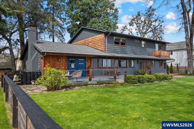 1798 Ammon St NW, Salem, OR 97304