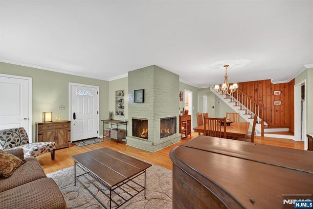 63 Alcott Road, Mahwah, NJ 07430