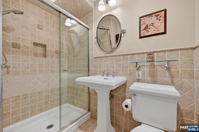 63 Alcott Road, Mahwah, NJ 07430