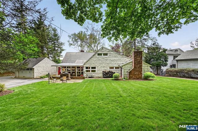 63 Alcott Road, Mahwah, NJ 07430