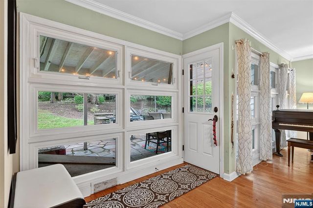 63 Alcott Road, Mahwah, NJ 07430