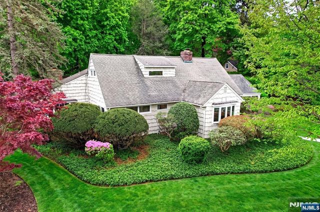 63 Alcott Road, Mahwah, NJ 07430