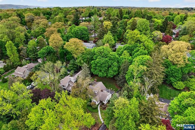 63 Alcott Road, Mahwah, NJ 07430