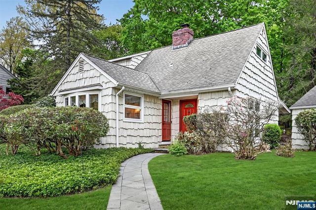 63 Alcott Road, Mahwah, NJ 07430