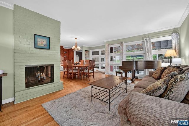 63 Alcott Road, Mahwah, NJ 07430