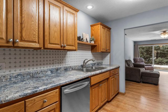 806 Woodland Lane, New Richmond, WI 54017