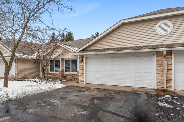 806 Woodland Lane, New Richmond, WI 54017