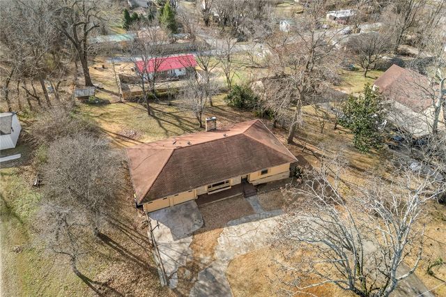 624 E South, Harrison, AR 72601