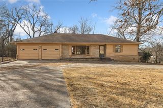 624 E South, Harrison, AR 72601