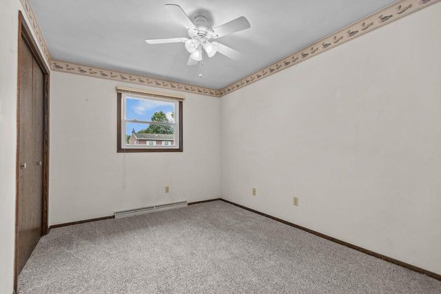 732 MANCHESTER ROAD, Neenah, WI 54956