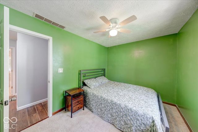 7950 Ridgegate West Drive, Indianapolis, IN 46268