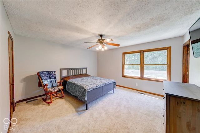 7950 Ridgegate West Drive, Indianapolis, IN 46268