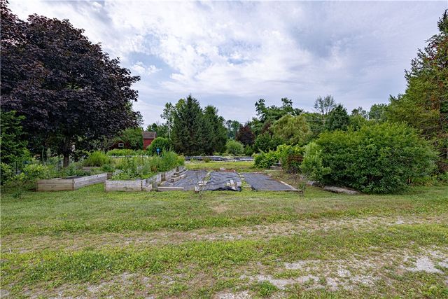 93 Moosup Valley Road, Foster, RI 02825