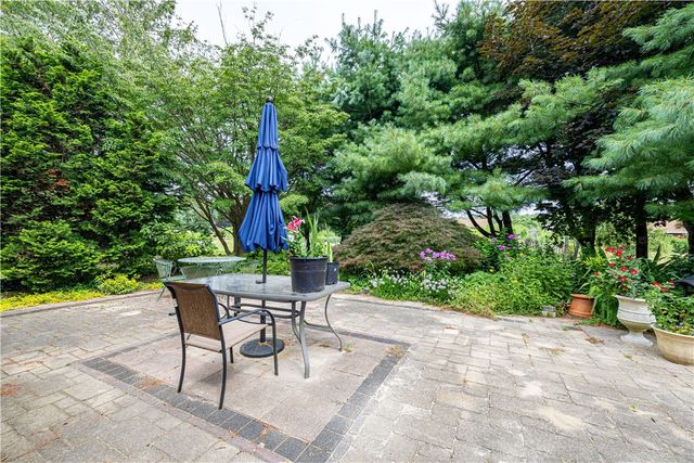 93 Moosup Valley Road, Foster, RI 02825