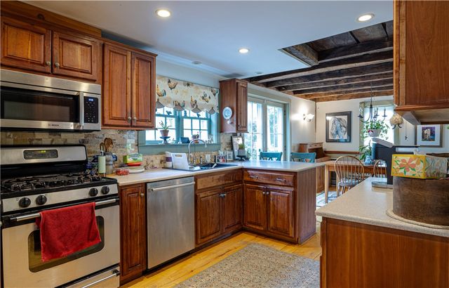 93 Moosup Valley Road, Foster, RI 02825