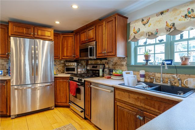 93 Moosup Valley Road, Foster, RI 02825