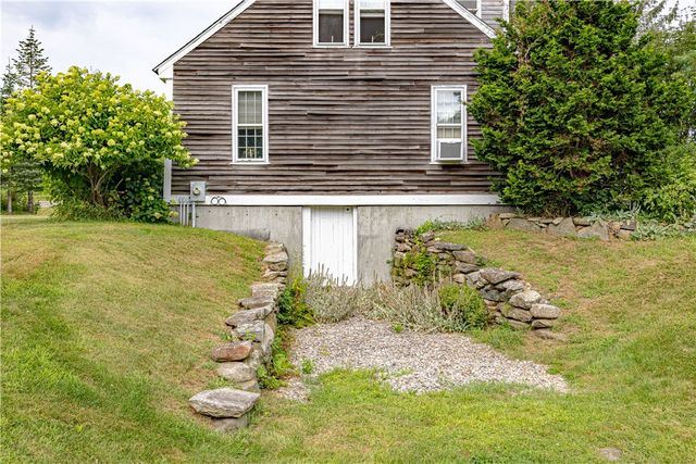 93 Moosup Valley Road, Foster, RI 02825