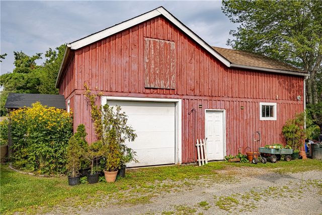 93 Moosup Valley Road, Foster, RI 02825