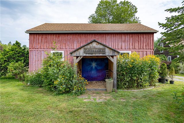 93 Moosup Valley Road, Foster, RI 02825