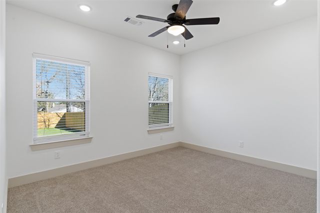 425 E Munson Street, Denison, TX 75021