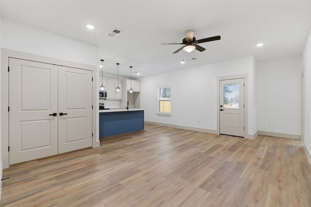 425 E Munson Street, Denison, TX 75021