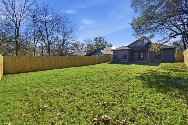 425 E Munson Street, Denison, TX 75021