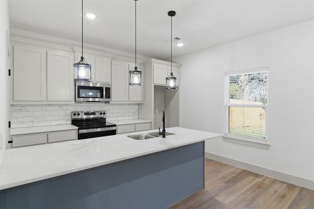 425 E Munson Street, Denison, TX 75021