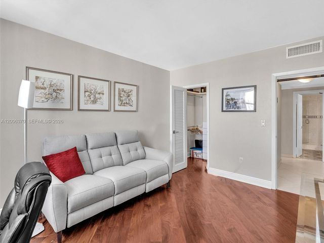 500 Bayview Drive 1731, Sunny Isles Beach, FL 33160