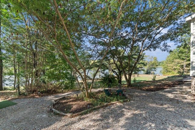 90 BROOKLINE CV, Somerville, TN 38068