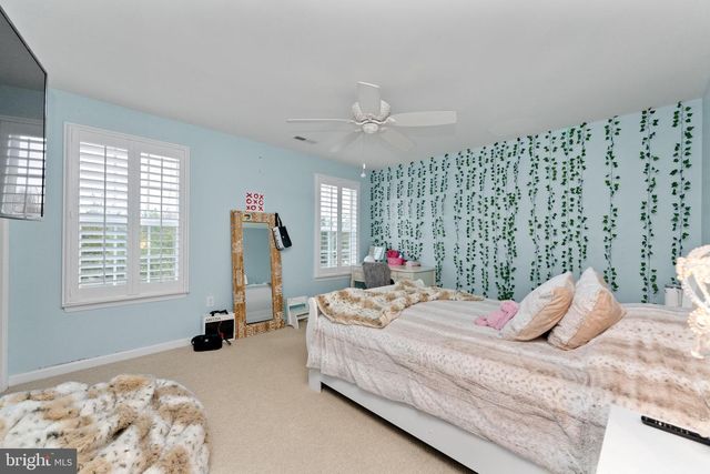 870 REYNARDS RUN, Blue Bell, PA 19422