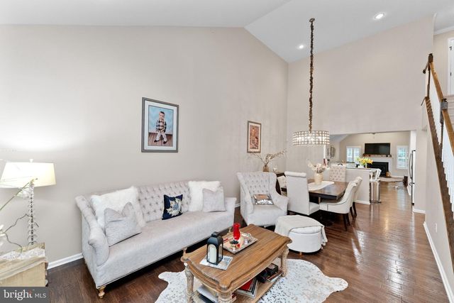 870 REYNARDS RUN, Blue Bell, PA 19422