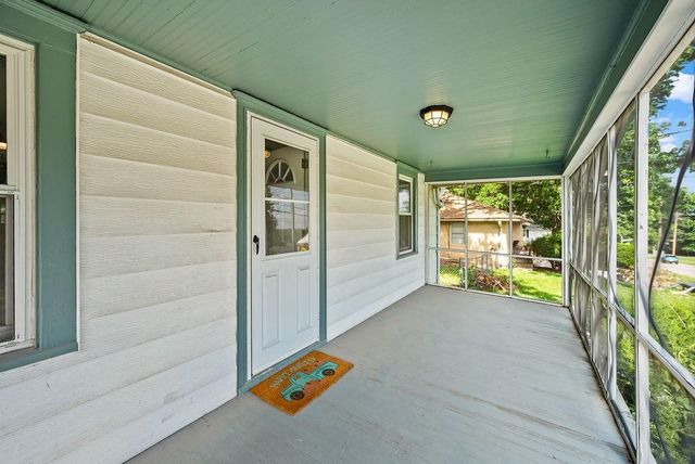 522 E Walnut Street, Independence, MO 64050