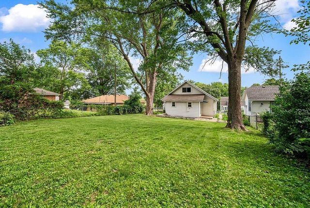 522 E Walnut Street, Independence, MO 64050