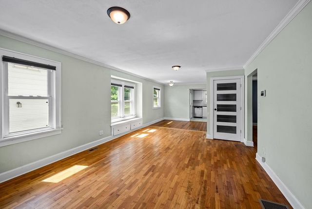 522 E Walnut Street, Independence, MO 64050