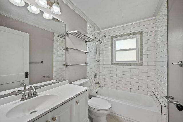 522 E Walnut Street, Independence, MO 64050