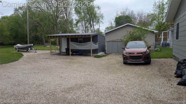 218 N Lapeer Street, Davison, MI 48423