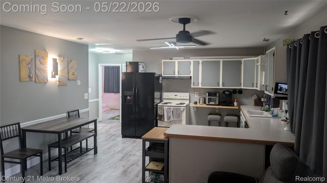 218 N Lapeer Street, Davison, MI 48423
